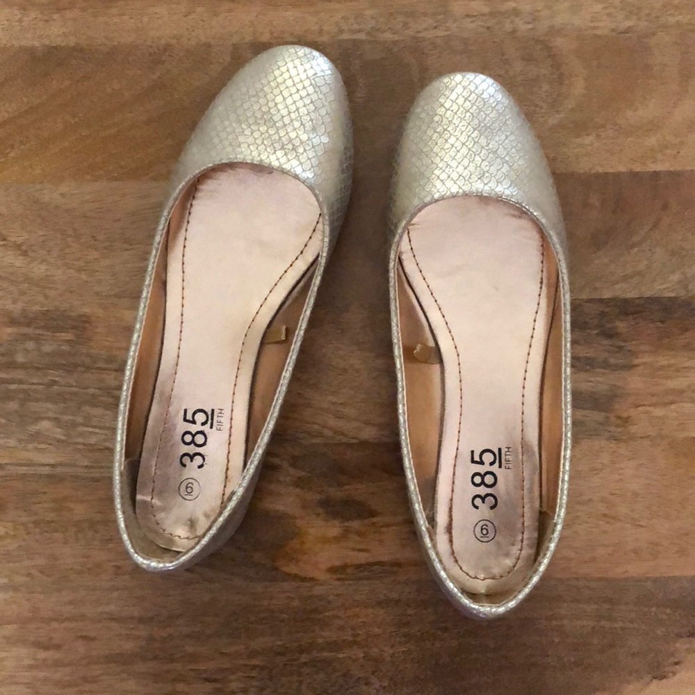 Gold flats - size 6 US